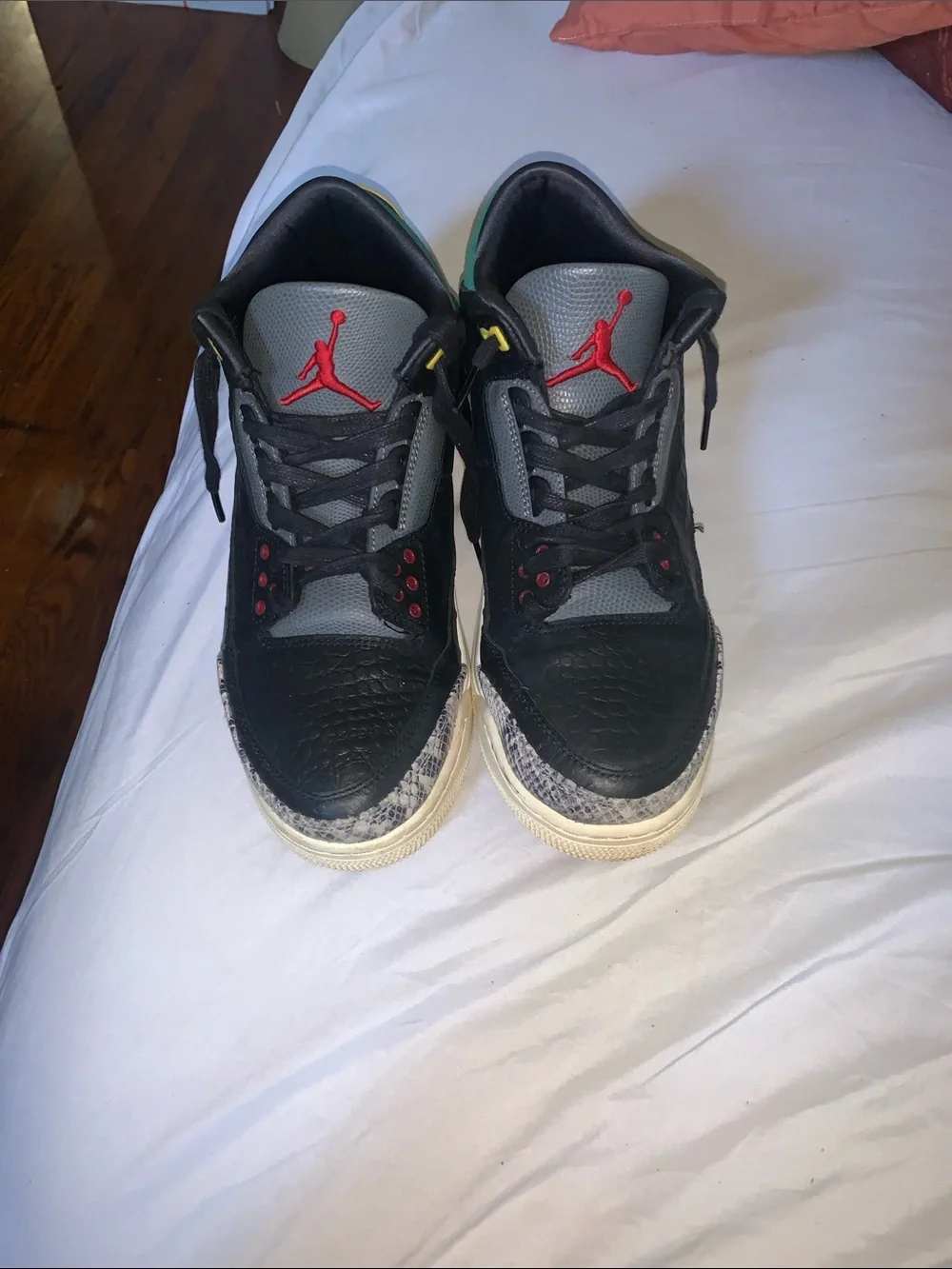 Jordan authentic nike